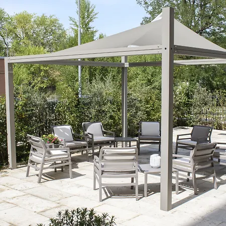 לינה וארוחת בוקר Domus Il Palio 3*