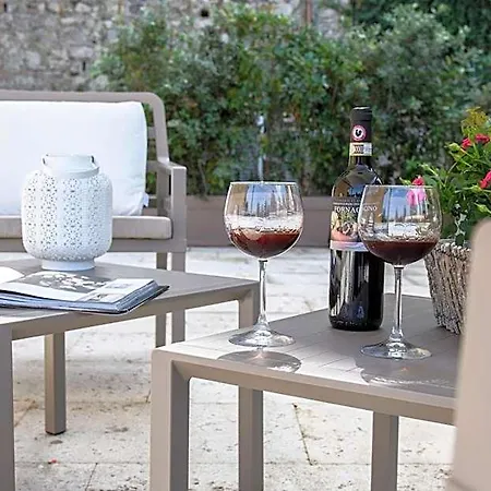 Bed & Breakfast Domus Il Palio Siena