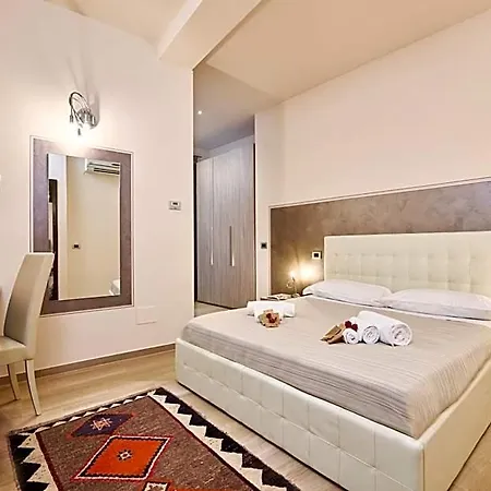 Bed & Breakfast Domus Il Palio Siena
