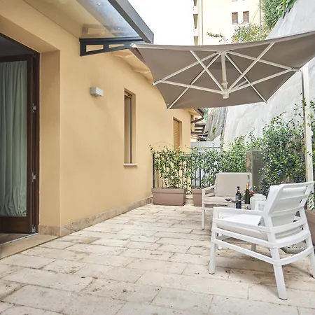 Bed & Breakfast Domus Il Palio Siena